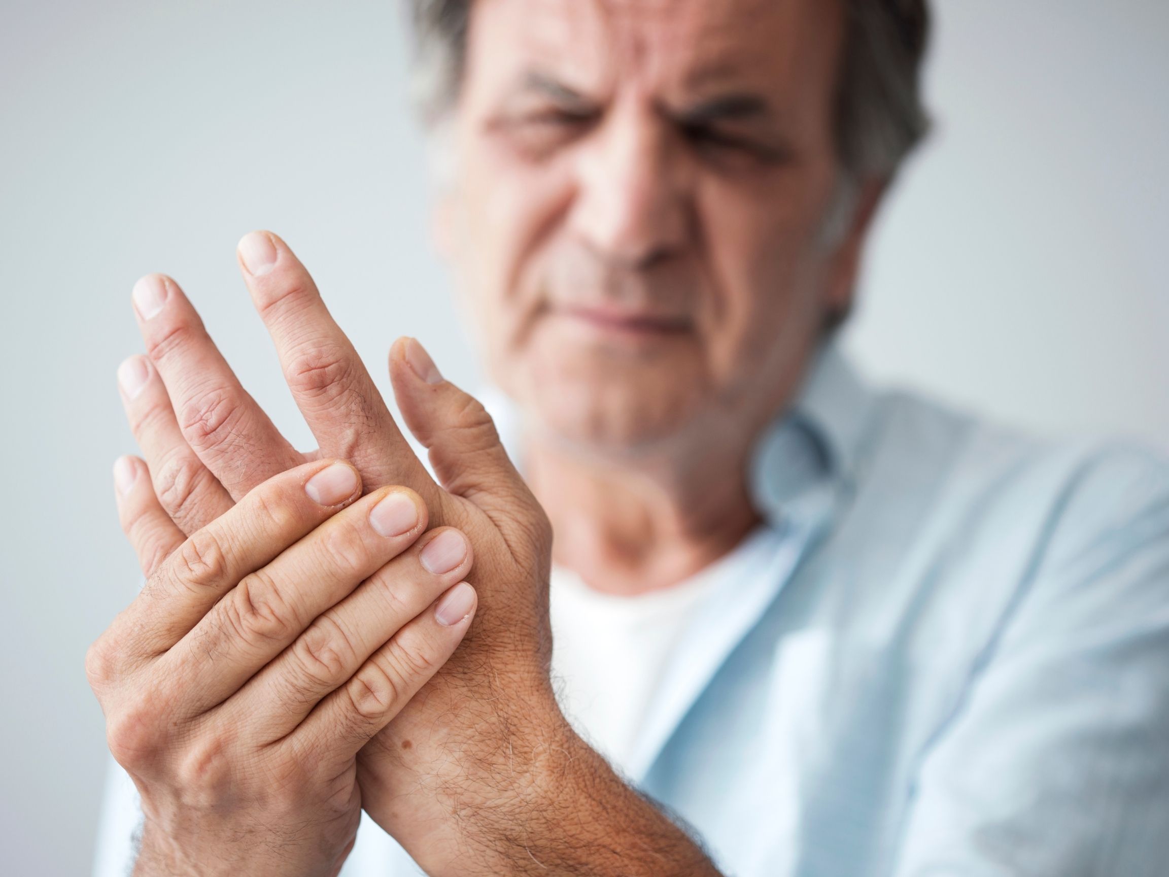 Learn the types of arthritis here